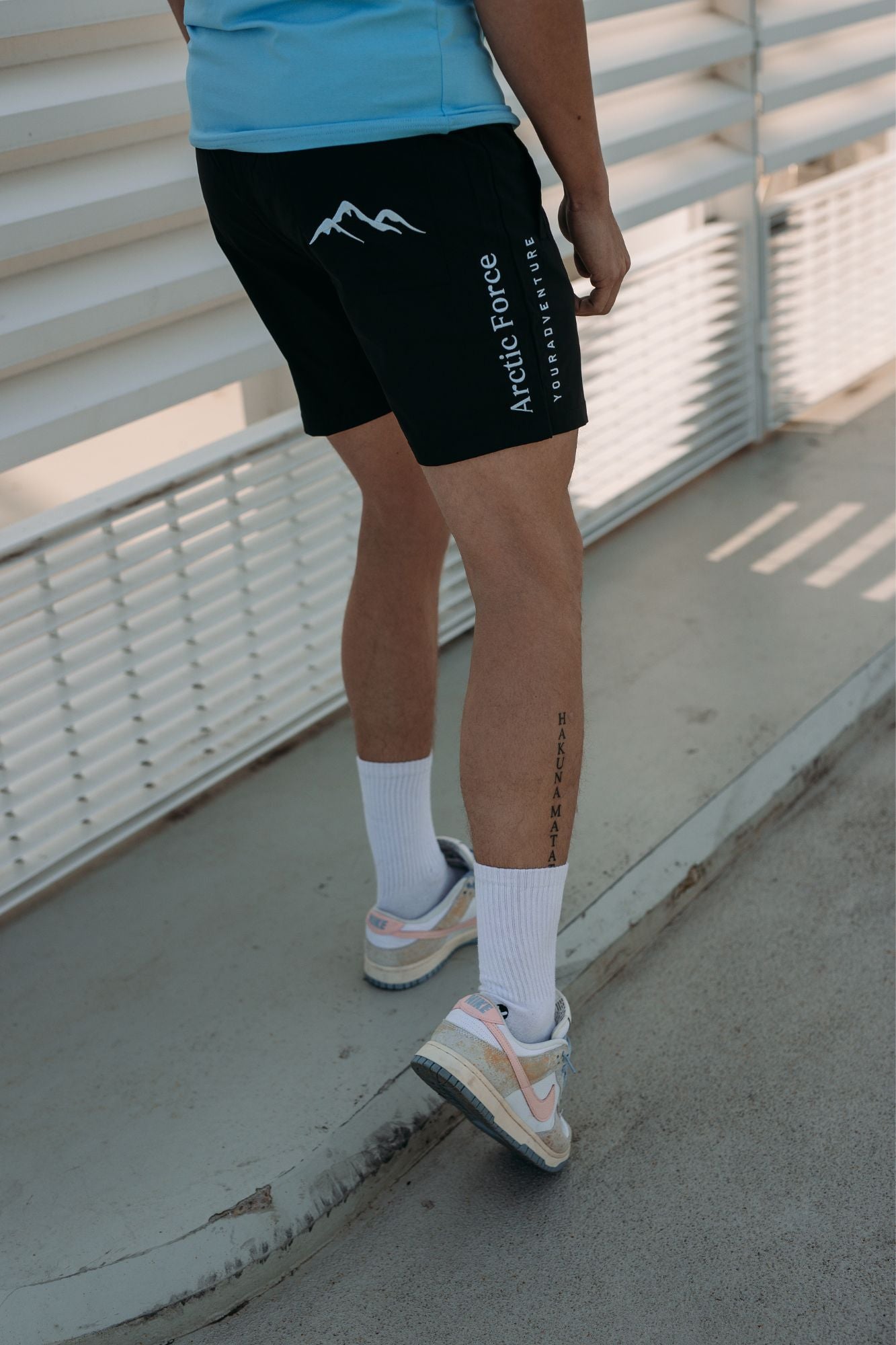 THE NATARE SWIMSHORT - BLACK