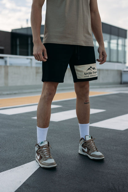 ARCTICFORCE ESSENTIALS SHORT - BLACK