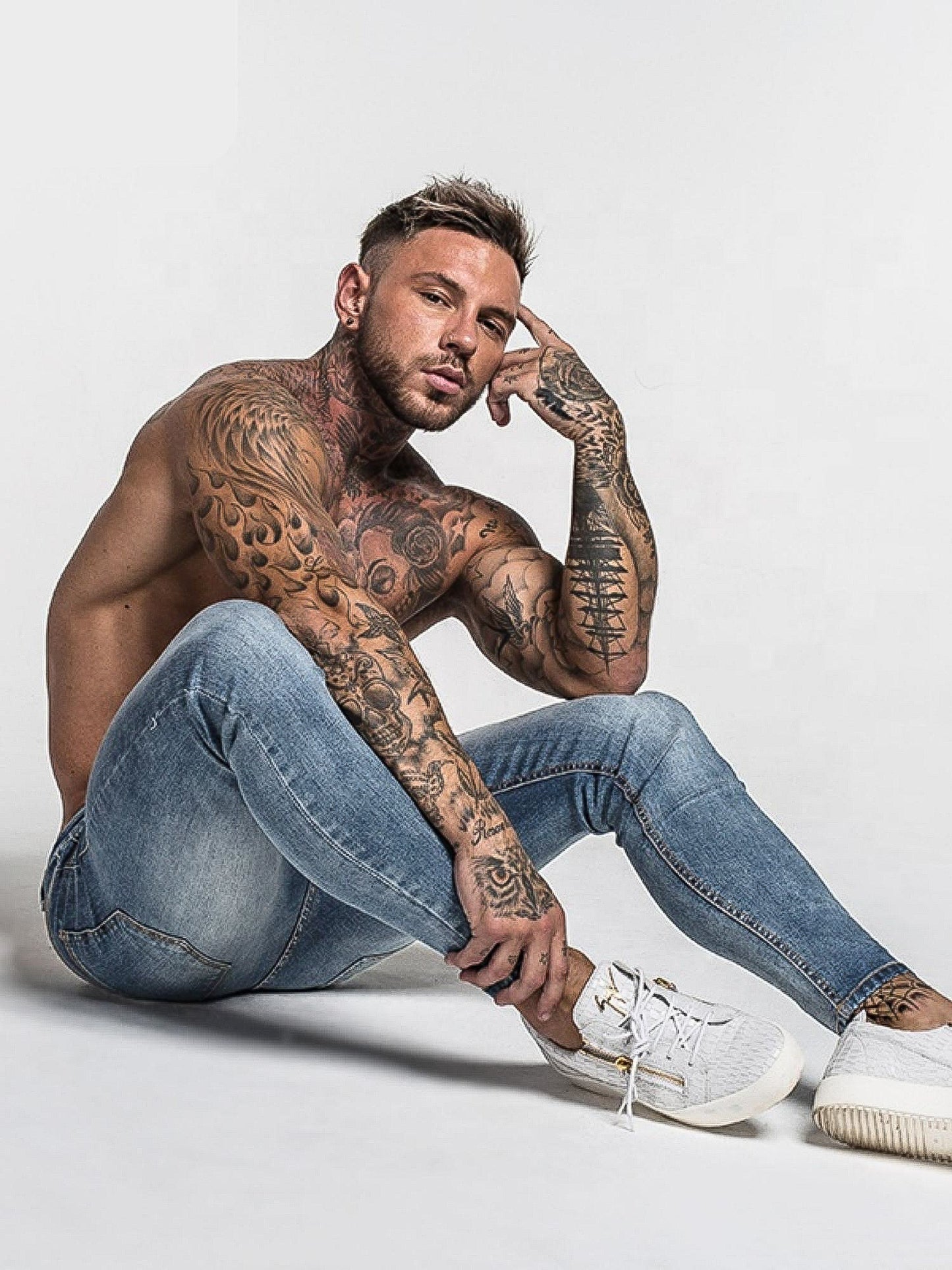 THE LIVIUS JEANS - LICHT BLAUW