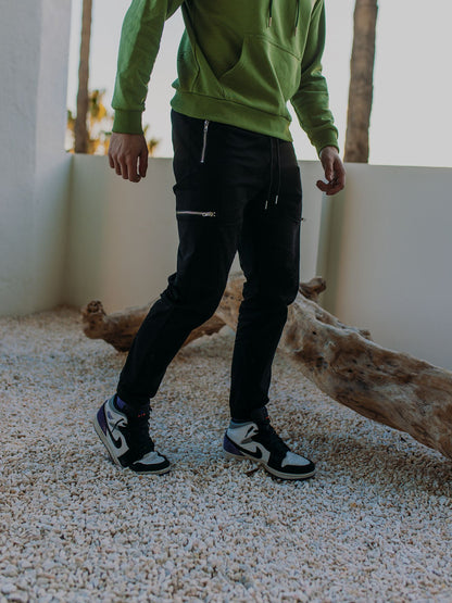 THE CERUS CARGO PANTS - BLACK